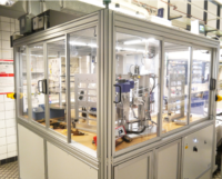 Automatisierte Prüfanlage mit Roboter